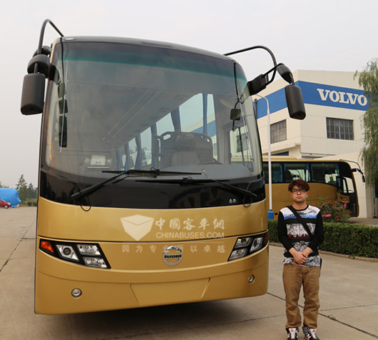 西沃900i客车
