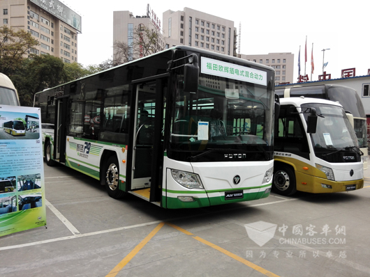 福田欧辉智蓝P9插电式混合动力和F3快充纯电动客车