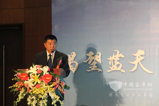 大金龙专用车销售分公司经理陈佐森先生