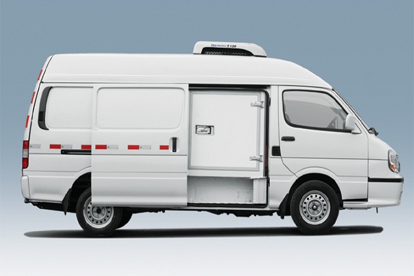 金旅XML5036XLC28冷藏車（汽油國(guó)四2-5座）