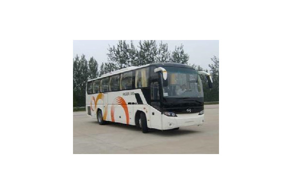 海格KLQ6105YAE51客車（柴油國五24-47座）