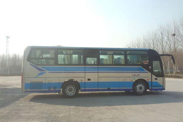 豪沃JK6907H5A客車（柴油國(guó)五24-38座）