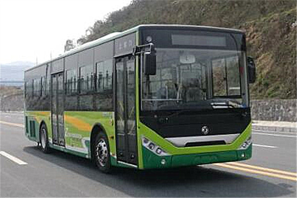东风超龙EQ6105CTBEV6公交车（纯电动21-40座）