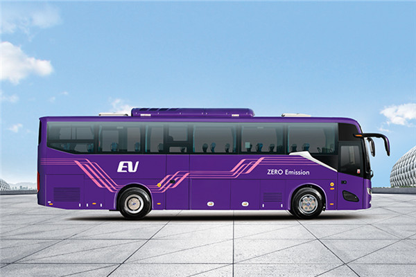 金龍XMQ6112AYD5T客車（柴油國五24-52座）